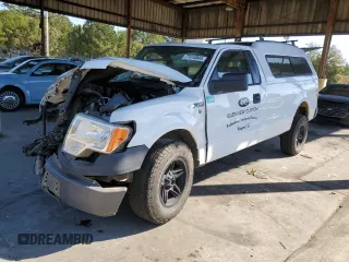 2010 Ford F-150 XL с VIN 1FTMF1CW3AKC00477, выставлен на аукционе Copart как лот 77615944 с пробегом 183 280 миль миль и Списание • Salvage title. История ставок и продаж доступна на DreamBid. Изображение 1.
