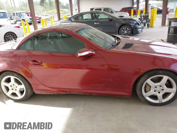 2008 Mercedes-Benz SLK 350 с VIN WDBWK56F58F176045, выставлен на аукционе IAAI как лот 42271253 с пробегом 111 908 миль миль и . История ставок и продаж доступна на DreamBid. Изображение 14.