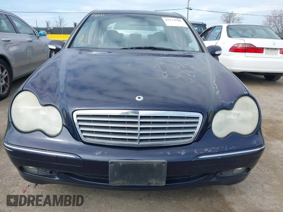 2002 Mercedes-Benz C 230/260/280/320 with VIN WDBRF61J92F189875, listed as a IAAI auction lot 41774788 with 222,463 mi miles and . Bid and sale history available at carsss.com. Image 6.