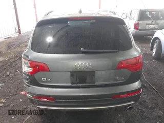 2015 Audi Q7 Premium Plus with VIN WA1LGAFE1FD028287, listed as a IAAI auction lot 41820192 with 104,540 mi miles and . Bid and sale history available at DreamBid. Image 16.