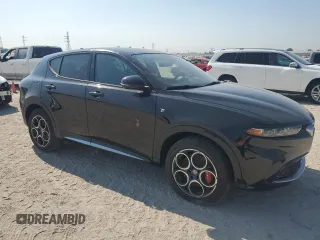 2024 Alfa Romeo Tonale Ti z VIN ZASPATCW4R3046069, wystawiony jako Copart lot #66606024 z przebiegiem 3330 mil mil oraz Nie do naprawy. Historia ofert i sprzedaży dostępna na DreamBid. Obrazek 4.