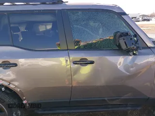 2024 Toyota Land Cruiser z VIN JTEABFAJ3RK001357, wystawiony jako IAAI lot #41206628 z przebiegiem 7060 mil mil oraz . Historia ofert i sprzedaży dostępna na DreamBid. Obrazek 13.