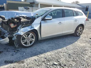 2015 Volvo V60 T5 Drive-E Premier with VIN YV140MEK8F1256113, listed as a Copart auction lot 84693394 with 161,692 mi miles and Clean Title. Bid and sale history available at carsss.com. Image 1.