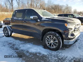 2024 Chevrolet Silverado 1500 LT with VIN 1GCPDKEK5RZ157847, listed as a Copart auction lot 83066704 with 17,712 mi miles and Clean Title. Bid and sale history available at DreamBid. Image 4.