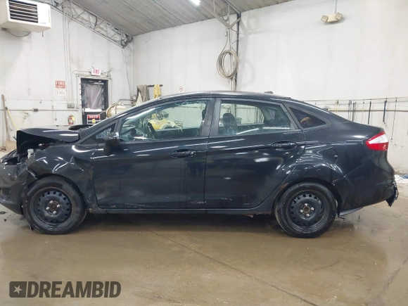 2014 Ford Fiesta S с VIN 3FADP4AJ3EM182766, выставлен на аукционе IAAI как лот 42680584 с пробегом 121 529 миль миль и . История ставок и продаж доступна на DreamBid. Изображение 14.