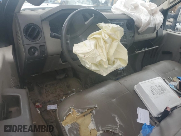 2008 Ford F-350 XL with VIN 1FDSF34598EA95957, listed as a Copart auction lot 71172104 with Not Provided miles and Salvage Title. Bid and sale history available at DreamBid. Image 8.