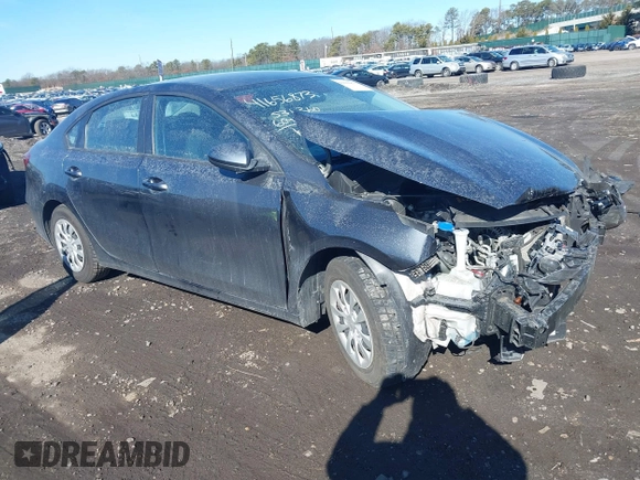 2022 Kia Forte LXS with VIN 3KPF24AD9NE498324, listed as a IAAI auction lot 41656873 with 53,604 mi miles. Bid and sale history available at carsss.com. Image 1.