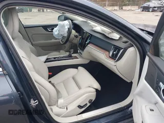 2019 Volvo S60 Inscription with VIN 7JRA22TL3KG002319, listed as a IAAI auction lot 40992140 with 44,095 mi miles. Bid and sale history available at carsss.com. Image 5.