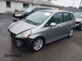 2007 Honda Fit Sport z VIN JHMGD38647S049521, wystawiony jako IAAI lot #42289057 z przebiegiem 130 434 mil mil oraz . Historia ofert i sprzedaży dostępna na DreamBid. Obrazek 17.