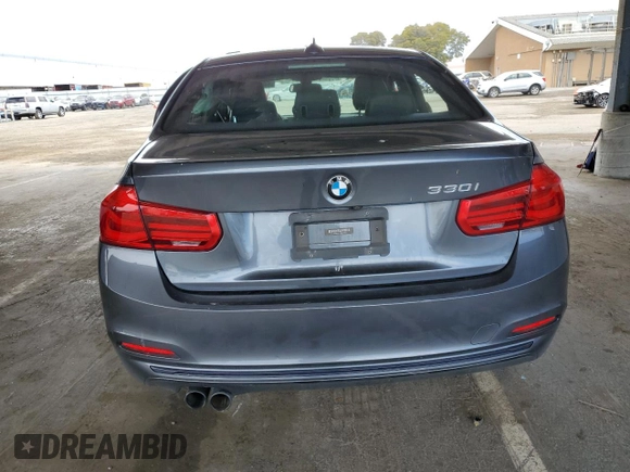 2018 BMW 3 Series 330i with VIN WBA8B9C52JEE83407, listed as a Copart auction lot 60325895 with 68,118 mi miles and Salvage title. Bid and sale history available at DreamBid. Image 6.