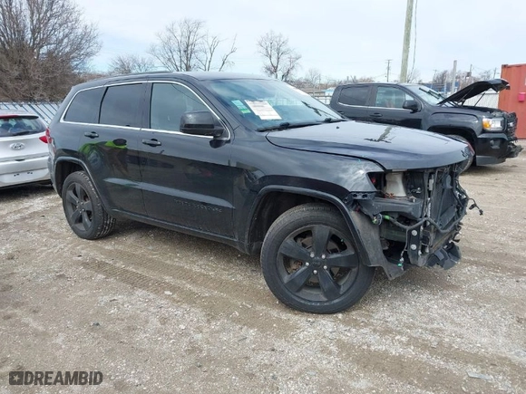2015 Jeep Grand Cherokee Altitude with VIN 1C4RJFAG2FC956607, listed as a IAAI auction lot 41818479 with 98,879 mi miles. Bid and sale history available at carsss.com. Image 1.