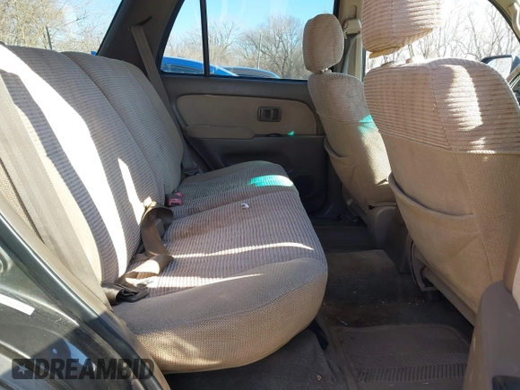 1998 Toyota 4Runner SR5 z VIN JT3GN86R3W0066964, wystawiony jako IAAI lot #41534253 z przebiegiem 344 387 mil mil oraz . Historia ofert i sprzedaży dostępna na DreamBid. Obrazek 8.
