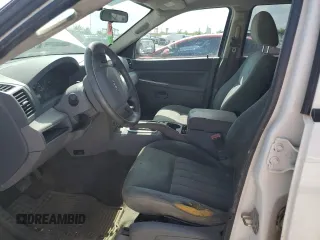 2006 Jeep Grand Cherokee Laredo с VIN 1J4GS48K16C300511, выставлен на аукционе Copart как лот 62196345 с пробегом 240 906 миль миль и Списание • Salvage title. История ставок и продаж доступна на DreamBid. Изображение 7.