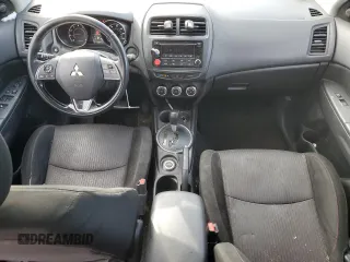 2017 Mitsubishi Outlander ES z VIN JA4AR3AU9HZ040818, wystawiony jako Copart lot #84871744 z przebiegiem 110 855 mil mil oraz Szkoda całkowita • Salvage title. Historia ofert i sprzedaży dostępna na DreamBid. Obrazek 8.