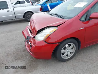 2007 Toyota Prius z VIN JTDKB20U673288178, wystawiony jako IAAI lot #42362578 z przebiegiem 104 388 mil mil oraz . Historia ofert i sprzedaży dostępna na DreamBid. Obrazek 6.