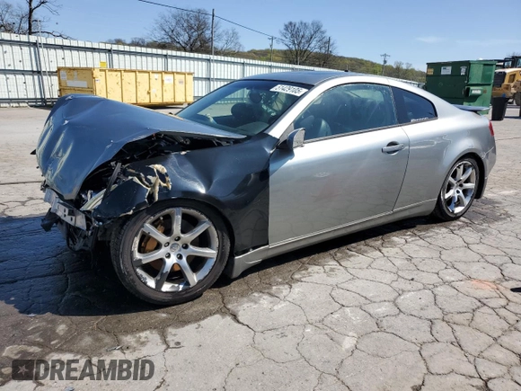 2004 Infiniti G35 w/Leather z VIN JNKCV54E74M811163, wystawiony jako Copart lot #51429105 z przebiegiem 189 079 mil mil oraz Szkoda całkowita • Salvage title. Historia ofert i sprzedaży dostępna na DreamBid. Obrazek 1.