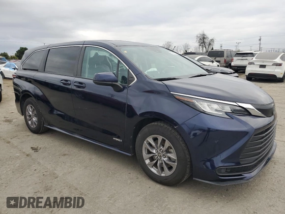 2021 Toyota Sienna LE с VIN 5TDKRKEC6MS013416, выставлен на аукционе Copart как лот 53908805 с пробегом 93 170 миль миль и Списание • Salvage title. История ставок и продаж доступна на DreamBid. Изображение 4.