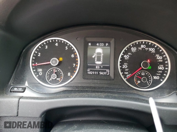 2016 Volkswagen Tiguan SEL with VIN WVGAV7AX8GW577338, listed as a Copart auction lot 53916725 with 102,111 mi miles and Salvage Title. Bid and sale history available at DreamBid. Image 9.