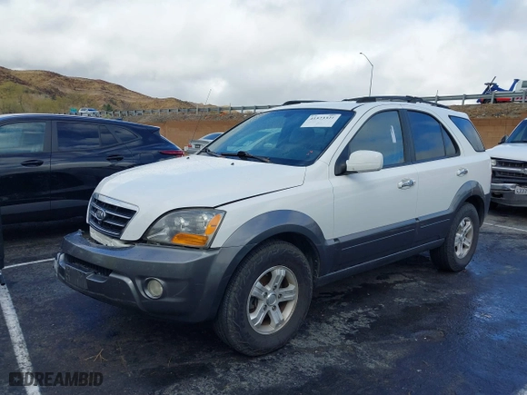 2007 Kia Sorento EX with VIN KNDJC736075701123, listed as a IAAI auction lot 41523321 with 126,003 mi miles. Bid and sale history available at carsss.com. Image 2.