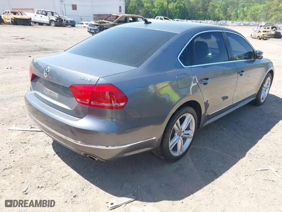 2013 Volkswagen Passat SEL Premium with VIN 1VWCM7A34DC055684, listed as a IAAI auction lot 42039636 with 167,746 mi miles. Bid and sale history available at carsss.com. Image 4.
