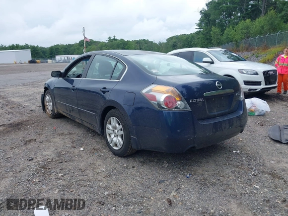 2009 Nissan Altima S with VIN 1N4AL21E49N502162, listed as a IAAI auction lot 39969892 with 215,978 mi miles and . Bid and sale history available at DreamBid. Image 3.