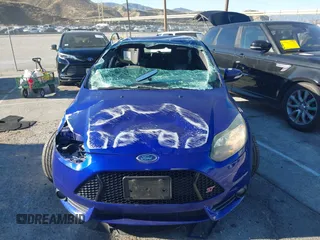 2014 Ford Focus ST with VIN 1FADP3L96EL374584, listed as a IAAI auction lot 41644629 with 90,607 mi miles and . Bid and sale history available at carsss.com. Image 6.