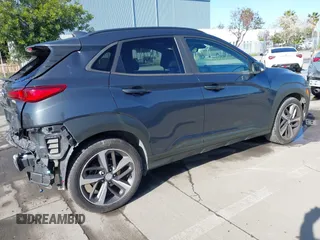 2018 Hyundai Kona Limited with VIN KM8K33A59JU085597, listed as a IAAI auction lot 41804485 with 142,172 mi miles. Bid and sale history available at carsss.com. Image 4.