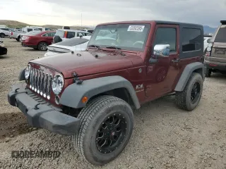 2008 Jeep Wrangler X z VIN 1J4FA24128L574951, wystawiony jako Copart lot #53392395 z przebiegiem Nie podano mil oraz Szkoda całkowita • Salvage title. Historia ofert i sprzedaży dostępna na DreamBid. Obrazek 1.