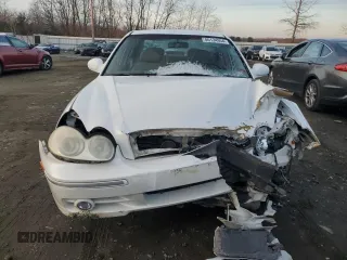 2003 Hyundai Sonata GLS with VIN KMHWF35HX3A756776, listed as a Copart auction lot 86134954 with 100,605 mi miles and Salvage Title. Bid and sale history available at carsss.com. Image 5.
