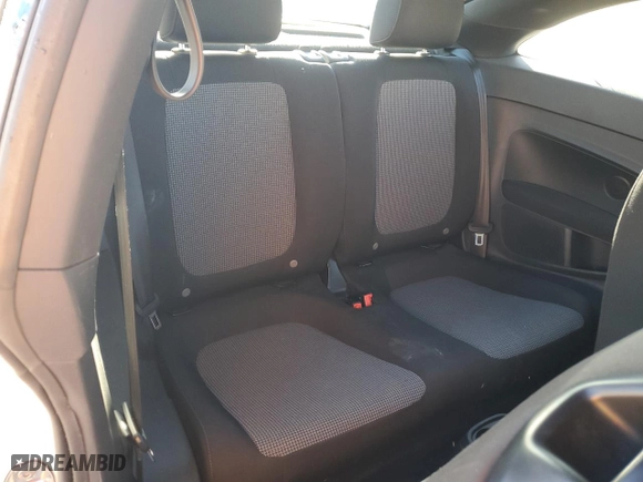 2019 Volkswagen Beetle S with VIN 3VWFD7AT6KM719279, listed as a Copart auction lot 89217255 with 40,438 mi miles and Salvage Title. Bid and sale history available at carsss.com. Image 11.