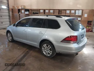 2014 Volkswagen Jetta SportWagen TDI with VIN 3VWPL7AJ8EM617461, listed as a IAAI auction lot 41820116 with 197,038 mi miles. Bid and sale history available at carsss.com. Image 3.