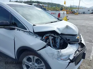 2020 Chevrolet Bolt EV LT z VIN 1G1FY6S06L4129658, wystawiony jako IAAI lot #42372460 z przebiegiem 43 417 mil mil oraz . Historia ofert i sprzedaży dostępna na DreamBid. Obrazek 19.
