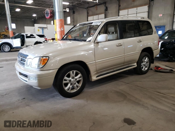 2003 Lexus LX with VIN JTJHT00W833528660, listed as a Copart auction lot 55594575 with 192,206 mi miles and Clean Title. Bid and sale history available at carsss.com. Image 1.