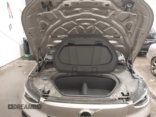2023 Volvo XC40 Ultimate with VIN YV4ED3UM1P2023016, listed as a IAAI auction lot 42190298 with 22,862 mi miles and . Bid and sale history available at DreamBid. Image 10.