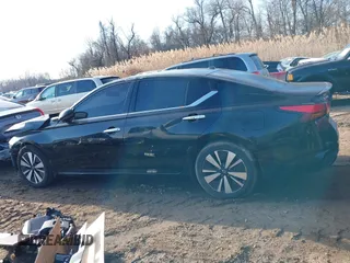 2019 Nissan Altima 2.5 SV with VIN 1N4BL4DV1KC104369, listed as a IAAI auction lot 41432549 with 40,542 mi miles. Bid and sale history available at carsss.com. Image 15.