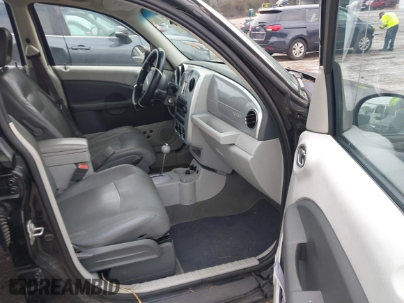 2009 Chrysler PT Cruiser Touring with VIN 3A8FY58949T573124, listed as a IAAI auction lot 41524427 with 181,164 mi miles. Bid and sale history available at carsss.com. Image 5.