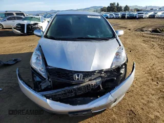 2013 Honda Fit Sport with VIN JHMGE8H5XDC026817, listed as a Copart auction lot 49682795 with 129,618 mi miles and Salvage Title. Bid and sale history available at carsss.com. Image 5.