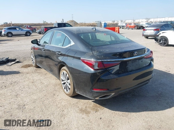 2020 Lexus ES with VIN 58ADZ1B1XLU070884, listed as a IAAI auction lot 41795531 with 76,483 mi miles. Bid and sale history available at carsss.com. Image 3.
