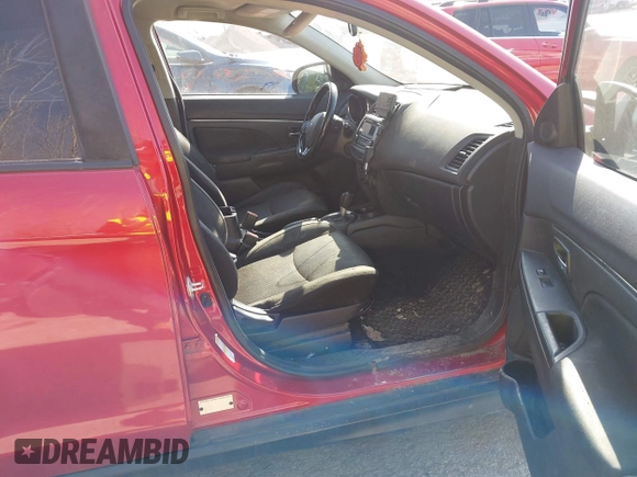 2016 Mitsubishi Outlander Sport 2.0 ES with VIN JA4AP3AU0GZ047693, listed as a IAAI auction lot 41814747 with 149,738 mi miles. Bid and sale history available at carsss.com. Image 5.