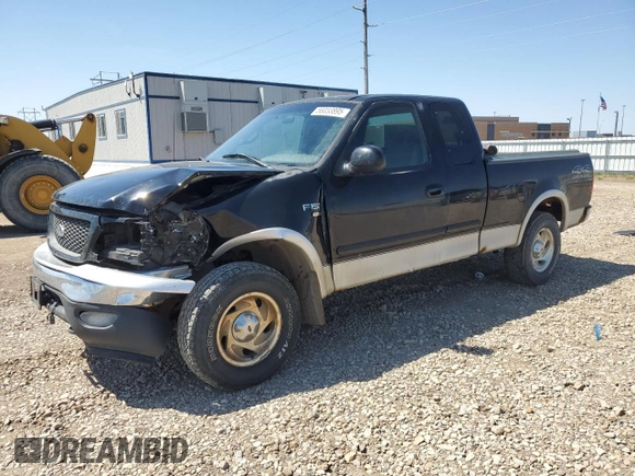 2000 Ford F-150 XL with VIN 2FTRX18L2YCA62429, listed as a Copart auction lot 56033895 with 180,156 mi miles and Non repairable. Bid and sale history available at DreamBid. Image 1.