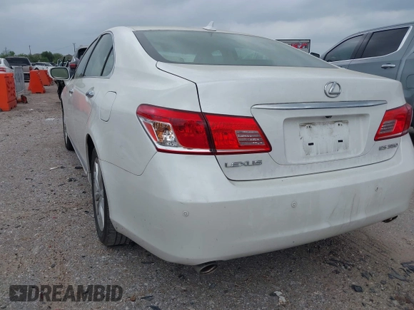 2010 Lexus ES with VIN JTHBK1EG0A2350795, listed as a IAAI auction lot 41932986 with 111,746 mi miles and . Bid and sale history available at carsss.com. Image 3.