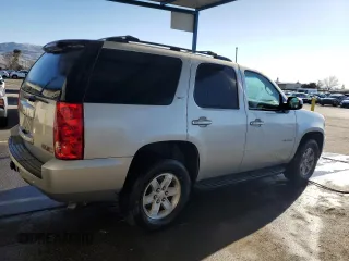 2014 GMC Yukon SLT with VIN 1GKS1CE0XER207048, listed as a Copart auction lot 42181135 with 117,875 mi miles and Clean Title. Bid and sale history available at carsss.com. Image 3.