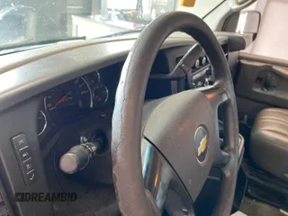 2015 Chevrolet Express Cargo with VIN 1GCWGFCG0F1145334, listed as a IAAI auction lot 42610461 with 143,162 mi miles and . Bid and sale history available at DreamBid. Image 30.