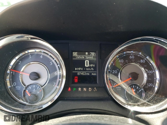 2015 Chrysler Town & Country Touring L z VIN 2C4RC1CG9FR574236, wystawiony jako Copart lot #57702925 z przebiegiem 87 453 mil mil oraz Szkoda całkowita • Salvage title. Historia ofert i sprzedaży dostępna na DreamBid. Obrazek 9.
