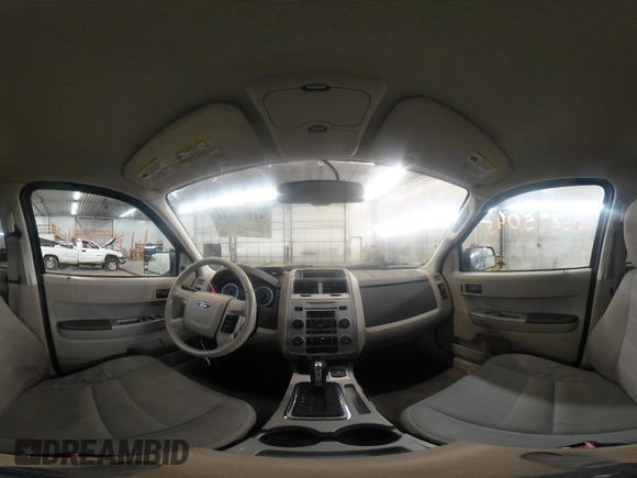 2011 Ford Escape Hybrid с VIN 1FMCU5K34BKC19603, выставлен на аукционе IAAI как лот 41895045 с пробегом 117 922 миль миль и . История ставок и продаж доступна на DreamBid. Изображение 19.