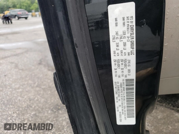 2014 Volkswagen Routan SE z VIN 2C4RVABG1ER134621, wystawiony jako Copart lot #61339414 z przebiegiem 153 364 mil mil oraz Szkoda całkowita • Salvage title. Historia ofert i sprzedaży dostępna na DreamBid. Obrazek 16.