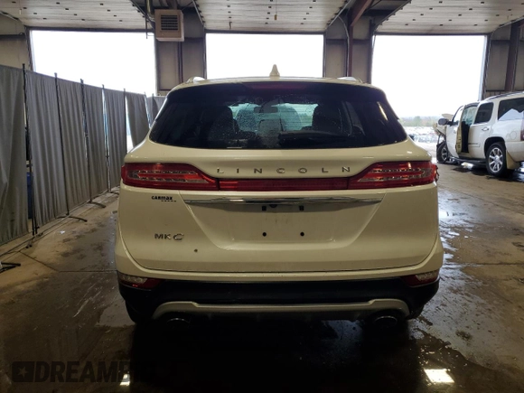 2019 Lincoln MKC Reserve с VIN 5LMCJ3D95KUL52225, выставлен на аукционе Copart как лот 54024095 с пробегом 52 231 миль миль и Списание • Salvage title. История ставок и продаж доступна на DreamBid. Изображение 6.