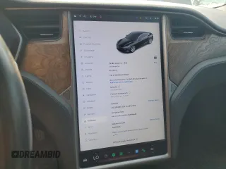 2020 Tesla Model S Long Range z VIN 5YJSA1E29LF413563, wystawiony jako Copart lot #61396605 z przebiegiem 48 748 mil mil oraz Szkoda całkowita • Salvage title. Historia ofert i sprzedaży dostępna na DreamBid. Obrazek 9.