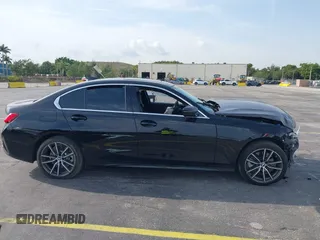 2020 BMW 3 Series 330i with VIN 3MW5R1J07L8B22314, listed as a IAAI auction lot 41867745 with 86,681 mi miles. Bid and sale history available at carsss.com. Image 13.