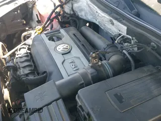 2012 Volkswagen Tiguan S с VIN WVGBV7AX2CW586454, выставлен на аукционе IAAI как лот 43146332 с пробегом 170 830 миль миль и . История ставок и продаж доступна на DreamBid. Изображение 19.